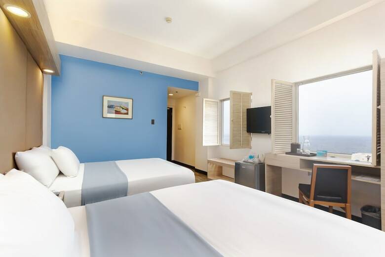 Hotel Microtel By Wyndham Mall Of Asia