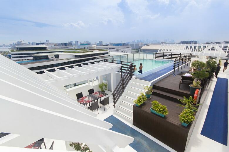 Hotel Microtel By Wyndham Mall Of Asia