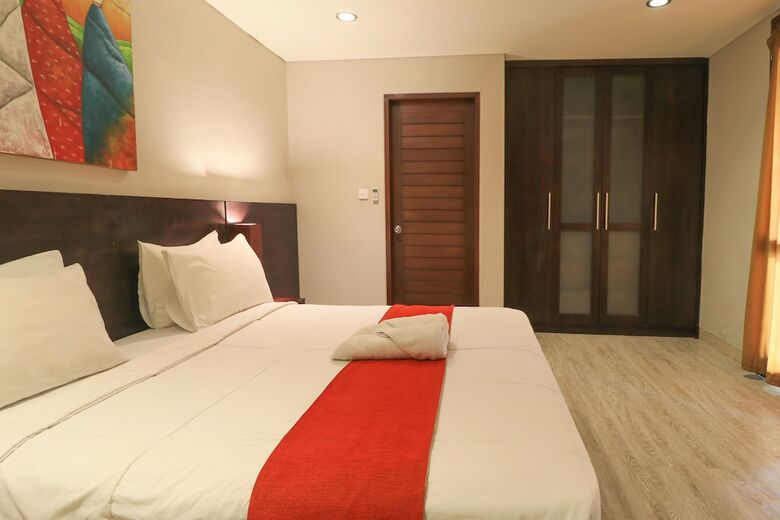 Hotel Akarsa Residence