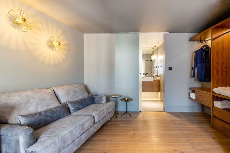 Hotel Bob W Eolou