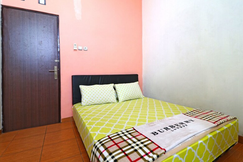 Hotel Semata Wayang Syariah Homestay