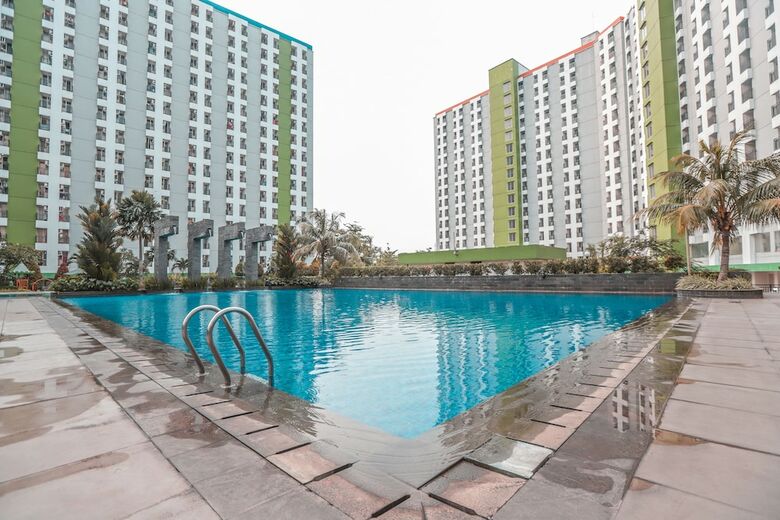 Hotel Oyo 498 Green Lake View Ciputat