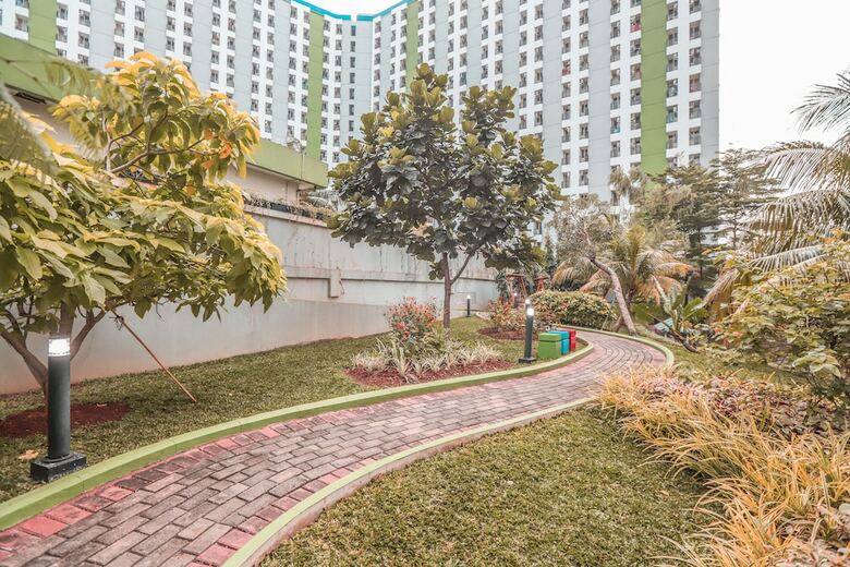 Hotel Oyo 498 Green Lake View Ciputat