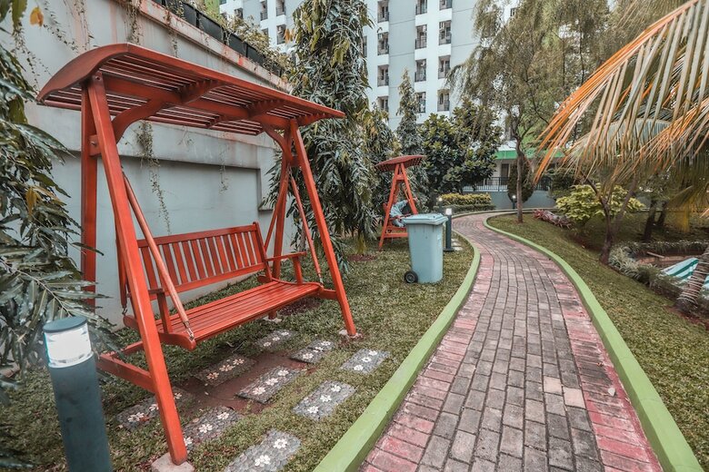 Hotel Oyo 498 Green Lake View Ciputat