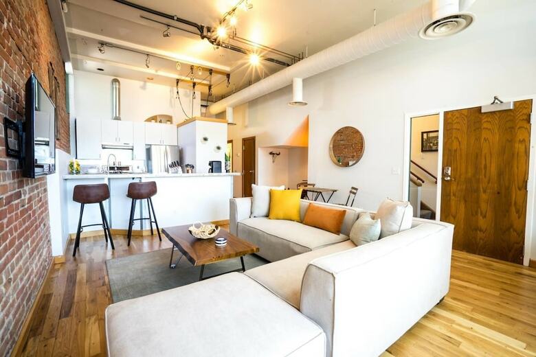Apartamentos Modern Lohi Loft In Historic Building