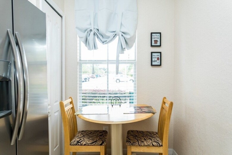 4br Townhome In Regal Palms By Shv-302