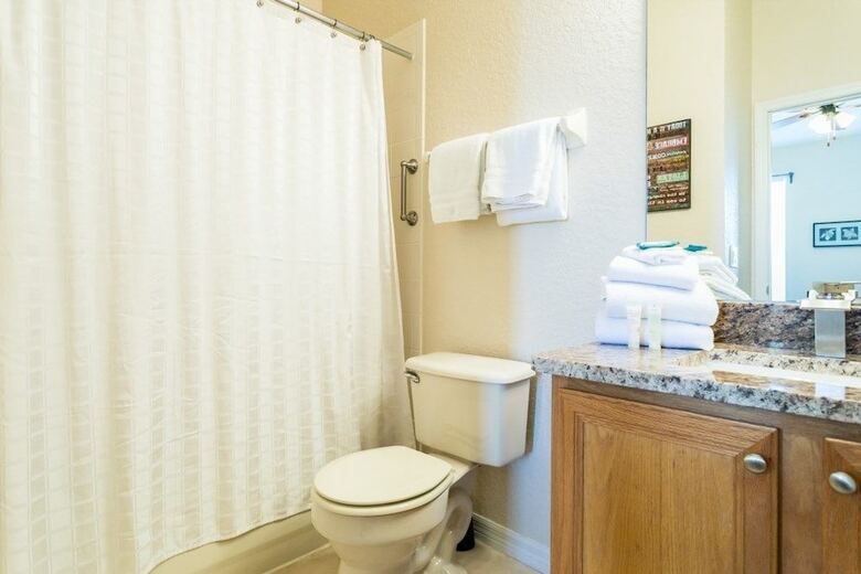 4br Townhome In Regal Palms By Shv-302