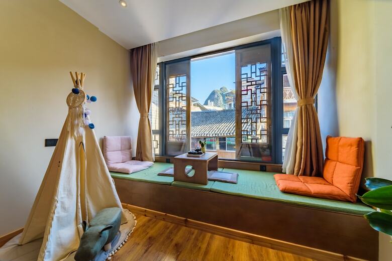 The Xingping Rosewood Garden Hotel