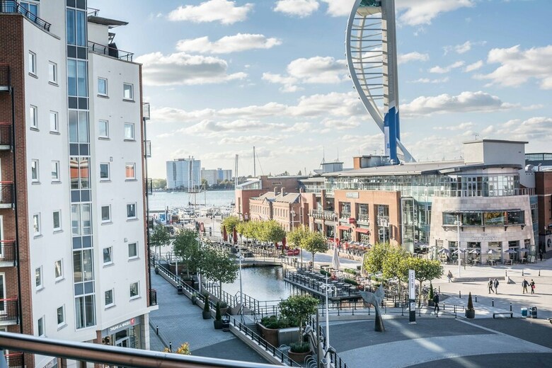 Apartamentos Luxurious Gunwharf Quays Sunset Views
