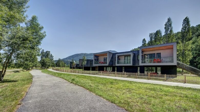Vacanc�ole - Le Village Des Oiseaux