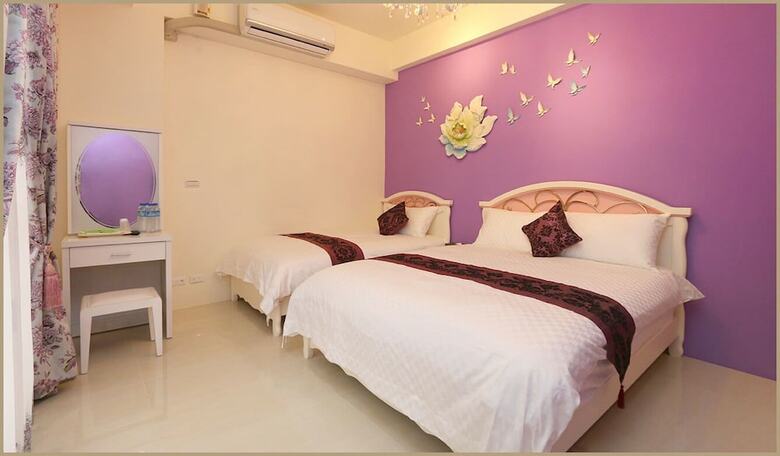 Hotel When Happiness Knock Your Door