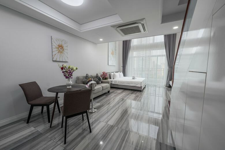 Aparthotel Eman Gold Class Service Apartment