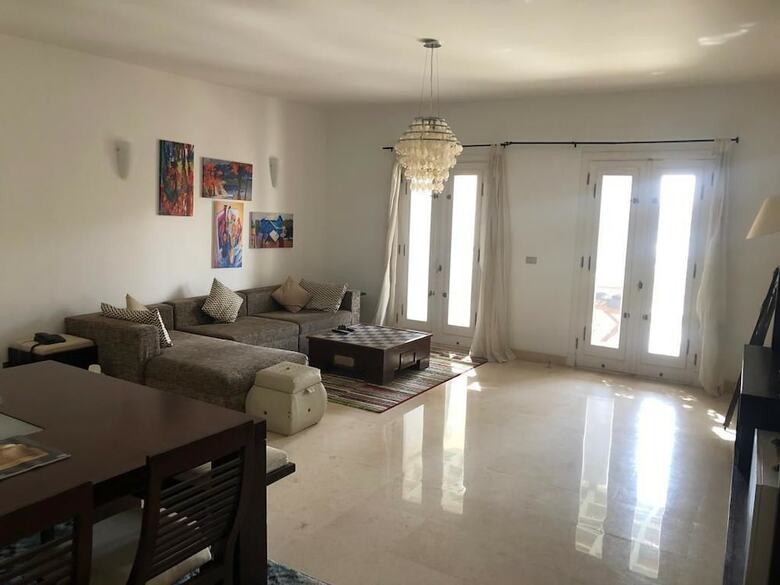 Apartamentos 2 Bedrooms At Elgouna Marina Stuning View