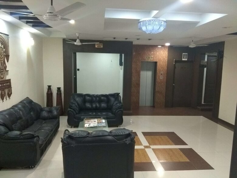 Jk Rooms 108 Hotel Royal Regency