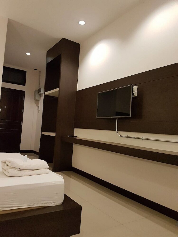 Hotel The Room 24 Resort