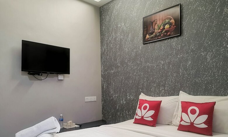 Zen Rooms Lsh Hotel