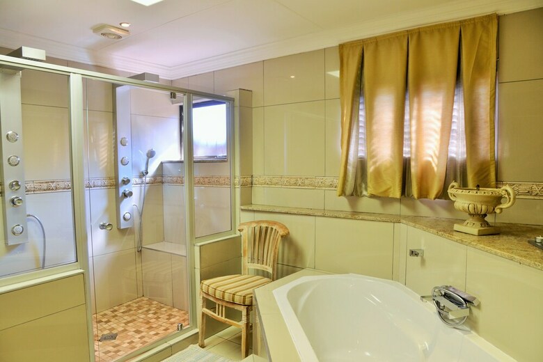 Hotel Stirling Manor Boutique Guest House