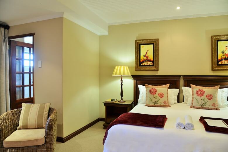Hotel Stirling Manor Boutique Guest House