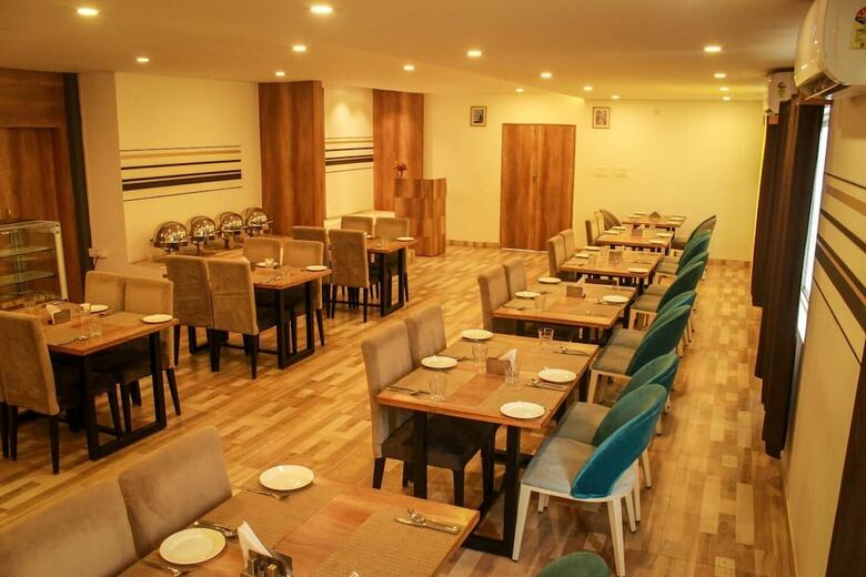Rest Inn Skr A Petrichor Hotel