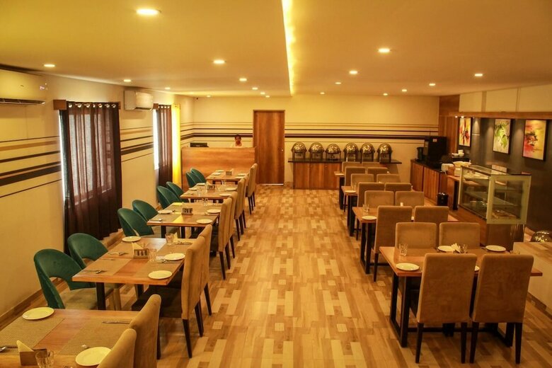 Rest Inn Skr A Petrichor Hotel