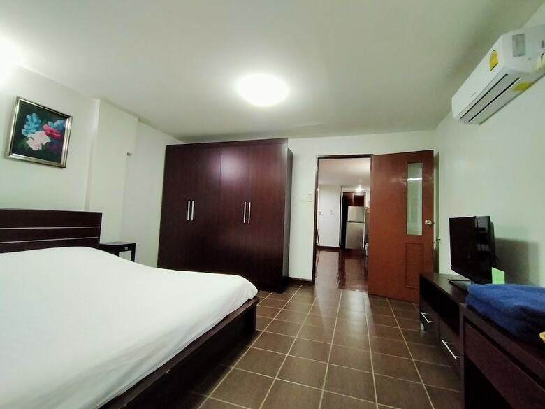 Hotel Le Vanvarothai Saladaeng Residence