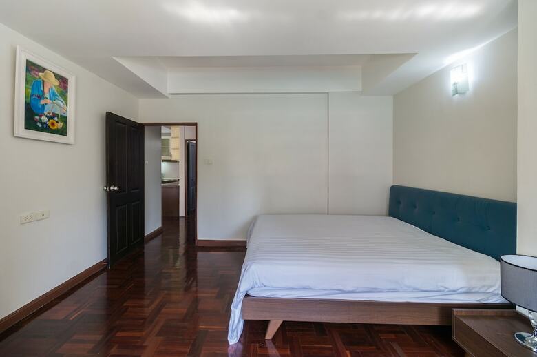 Hotel Le Vanvarothai Saladaeng Residence