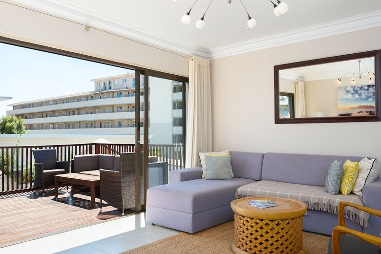 Apartamentos Planet Africa 9