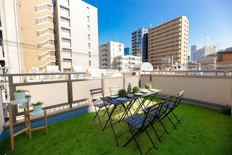 Station & White Osaka Station 4br Luxury House