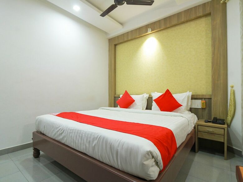 Hotel Oyo 28567 Krishna Holiday Village