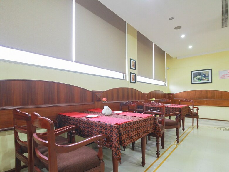Hotel Oyo 28567 Krishna Holiday Village