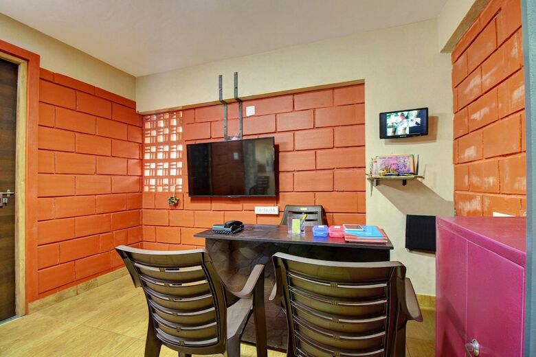 Hotel Oyo 22276 Sujitha Service Apartments