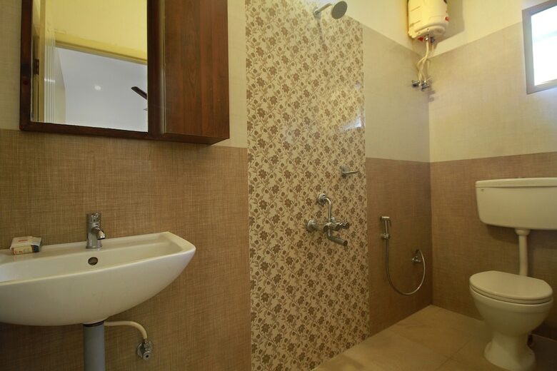 Hotel Oyo 22276 Sujitha Service Apartments