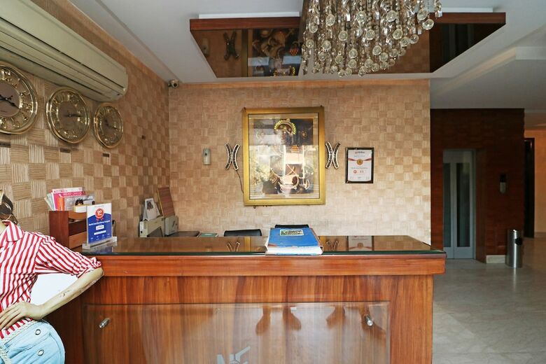 Oyo 26915 Hotel North East Residency