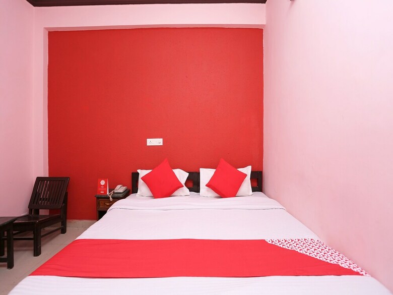 Hotel Oyo 22507 Anjuman