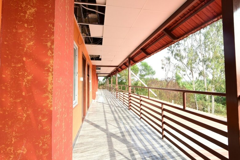 Hotel Oyo 24476 Ssg Residency