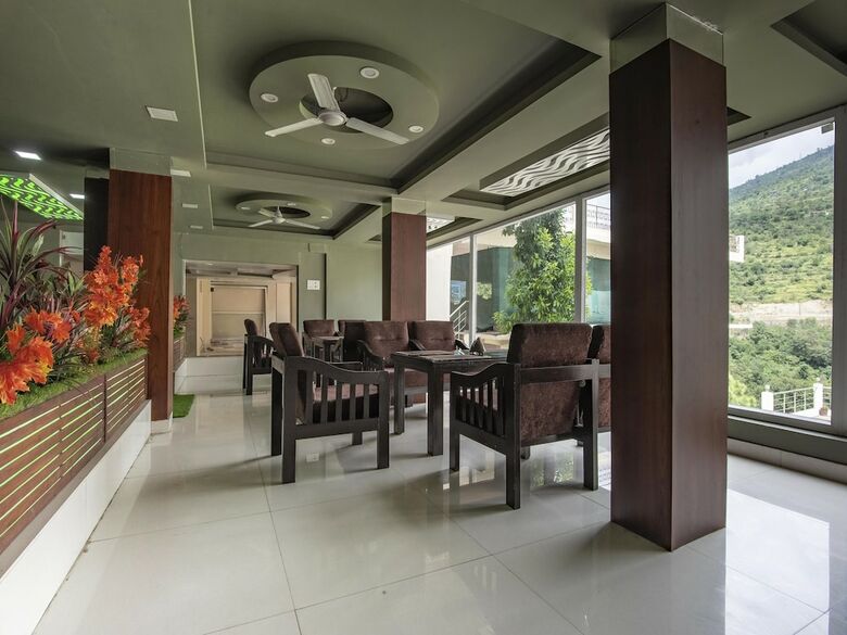 Hotel Oyo 19141 Diamond Vaishali