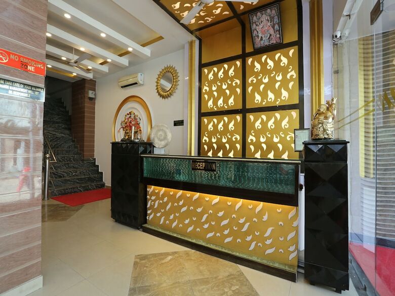 Hotel Oyo 26745 Log Inn