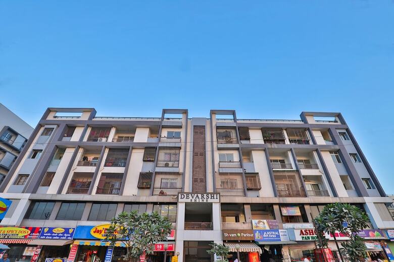 Oyo 18485 Hotel Lincoln