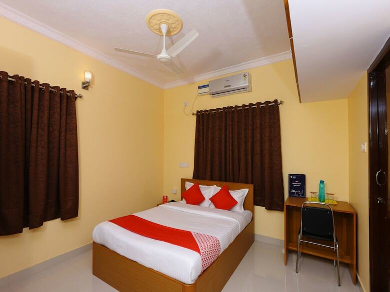 Hotel Oyo 14707 Micasa