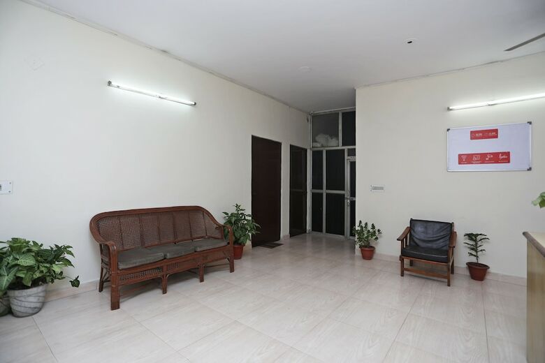 Hotel Oyo 14454 Celebration Bnb Home