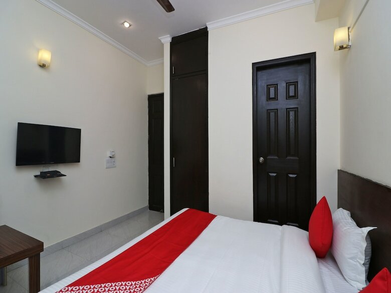 Hotel Oyo 15685 The Grace Room