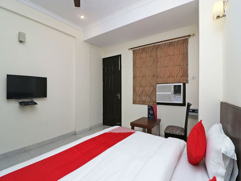 Hotel Oyo 15685 The Grace Room