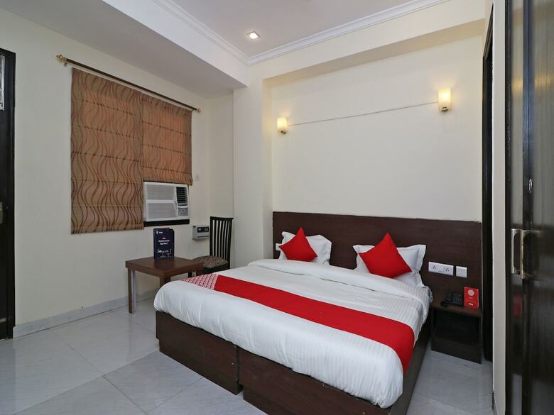 Hotel Oyo 15685 The Grace Room