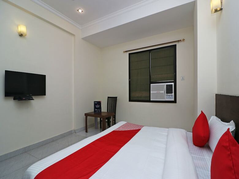 Hotel Oyo 15685 The Grace Room