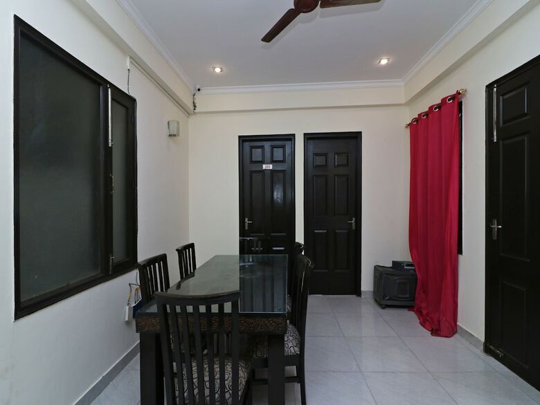 Hotel Oyo 15685 The Grace Room