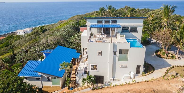 Villa Topaz