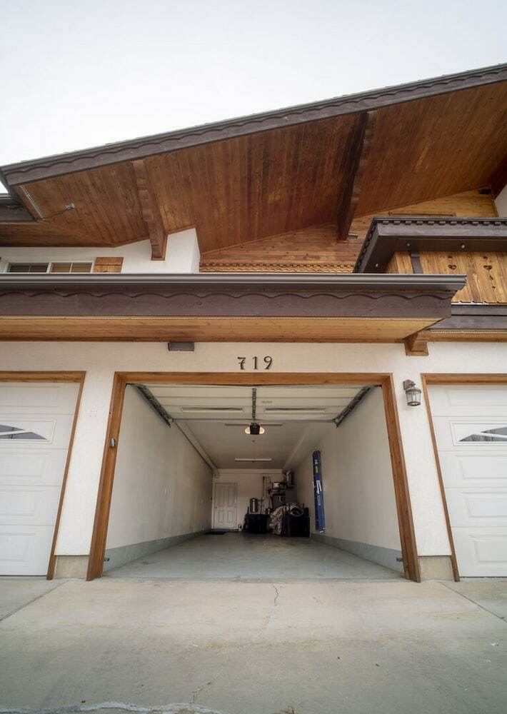 3 Bedroom 3 Bathroom Chalet 719