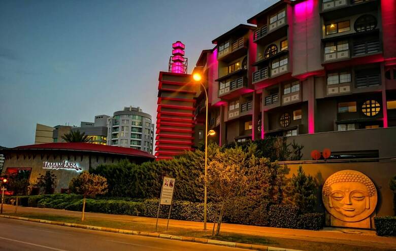 Limak Lara Deluxe Hotel & Resort