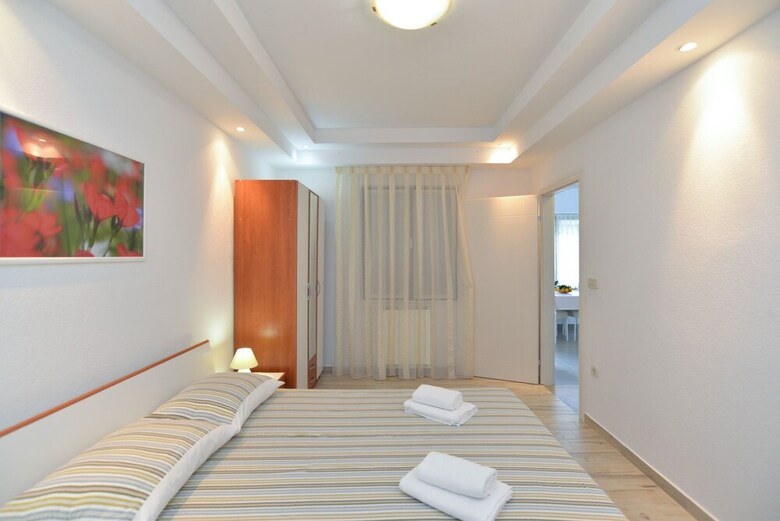 Apartment 167