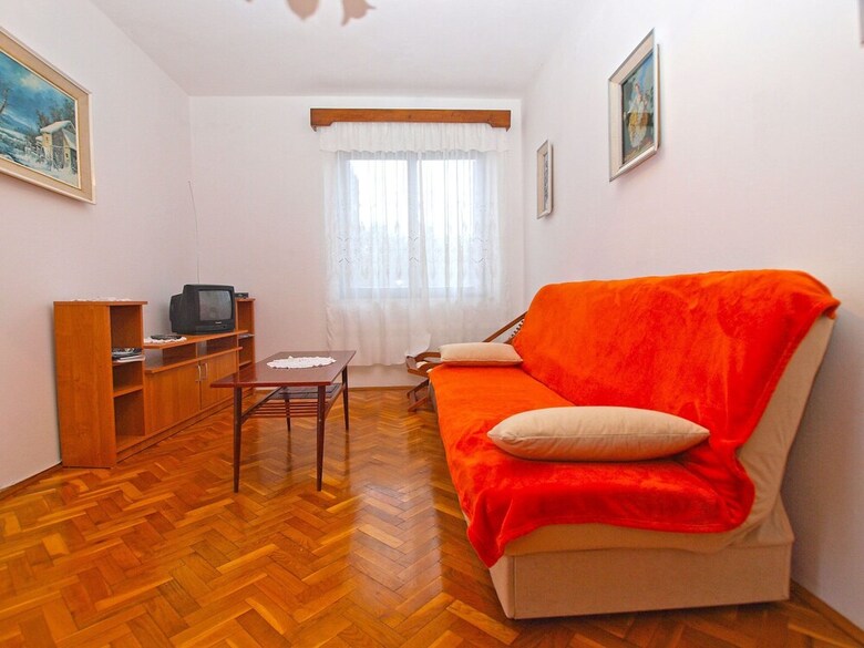 Apartment 1210